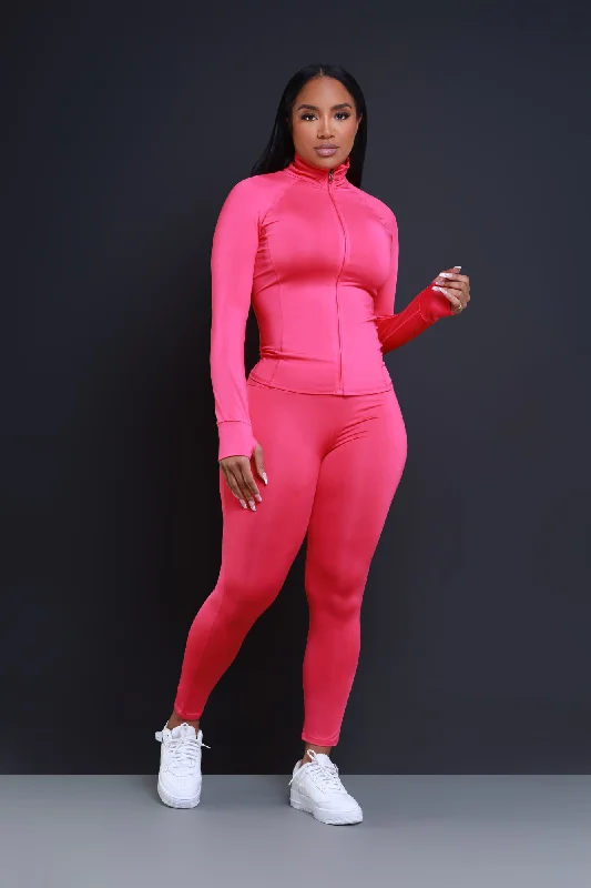 easy-fit-athletic-set-magenta