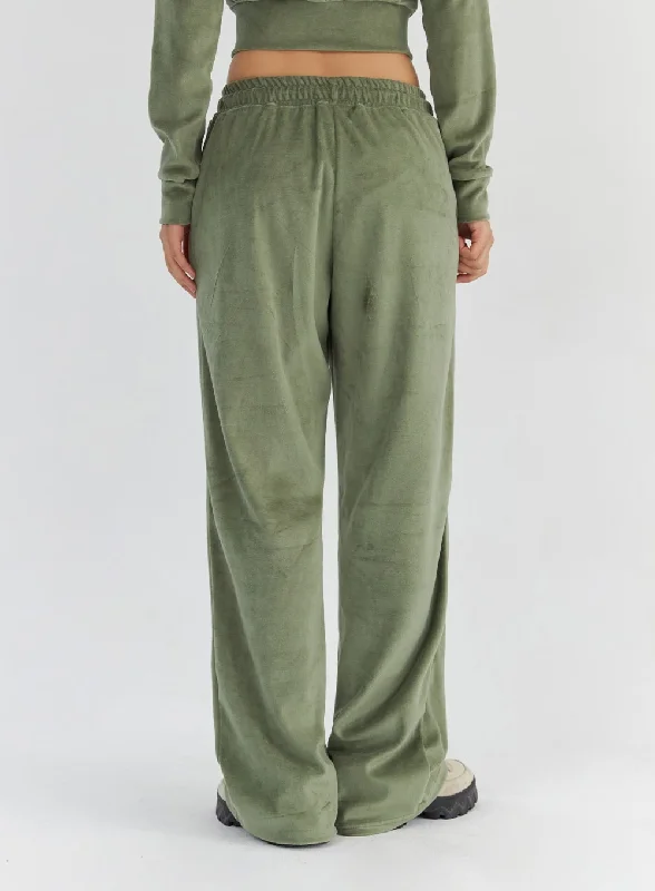 track-suit-hoodie-and-pants-set-cs325