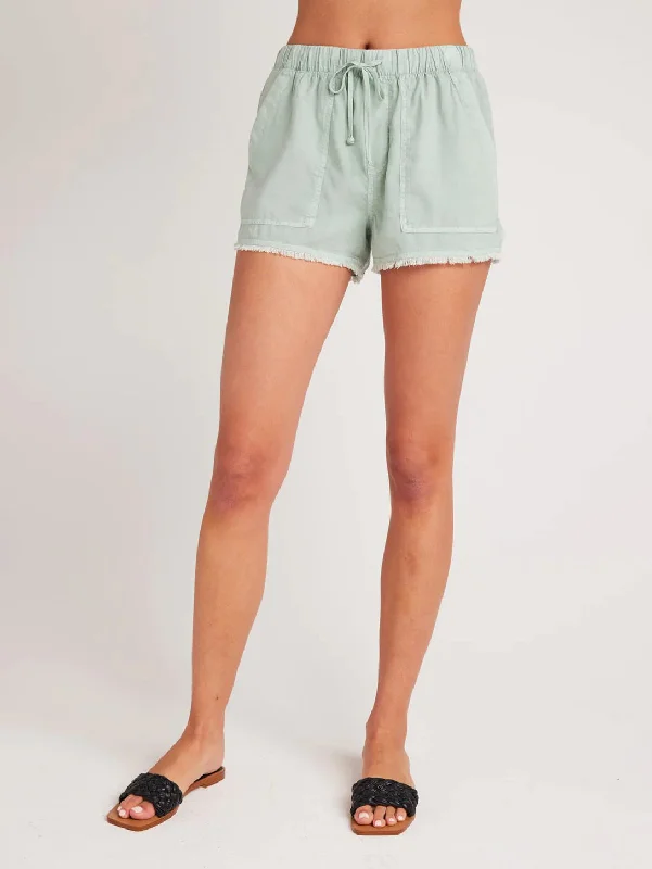 Frayed Pocket Short - Oasis Green