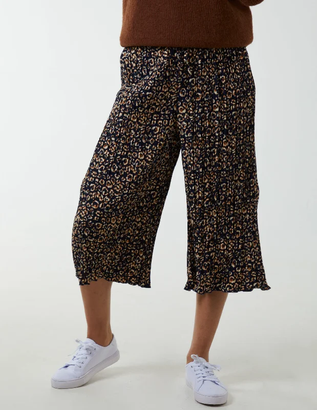 animal-print-cropped-trousers