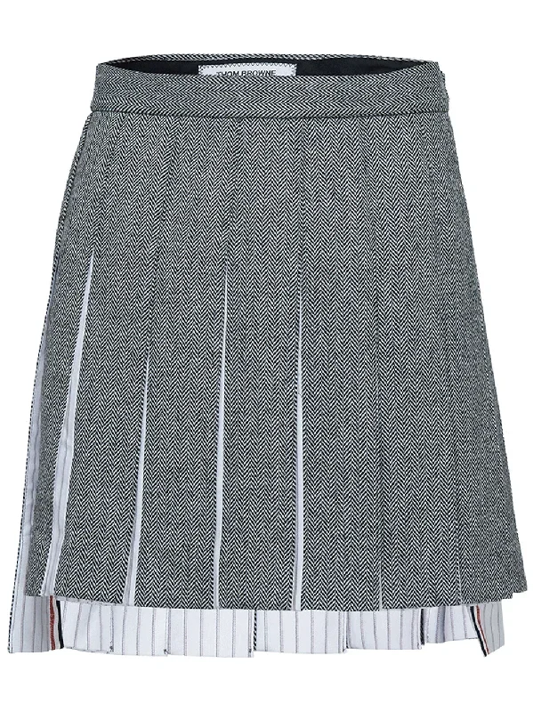 Back Pleated Thigh Length Skirt