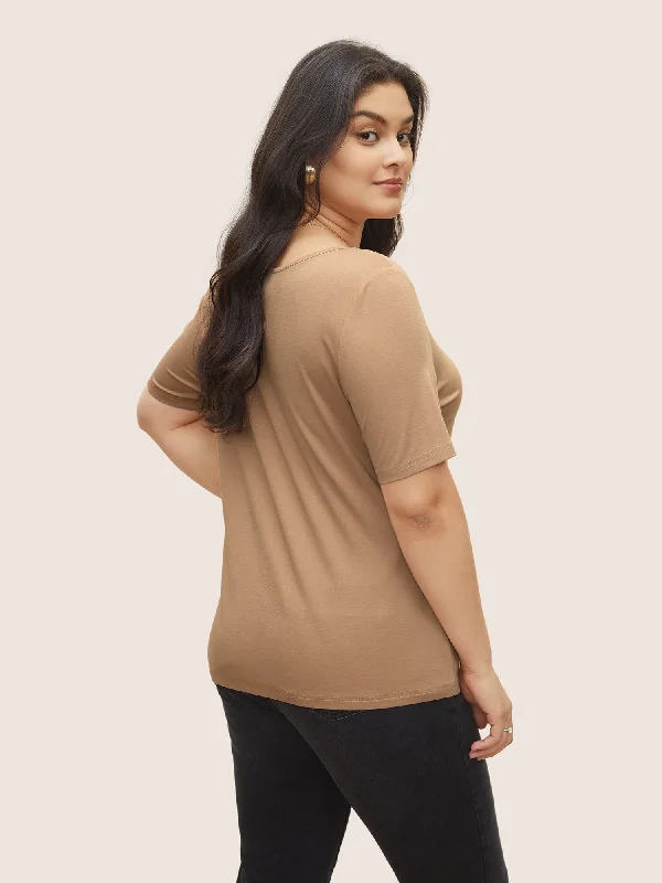 basic-solid-round-neck-t-shirt