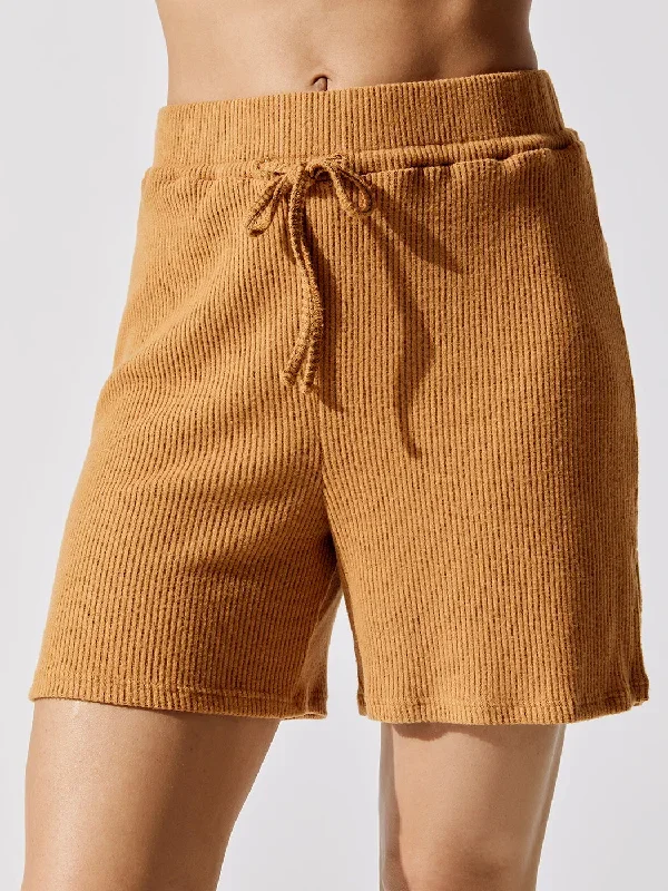 brushed-ribbed-boyfriend-short-brown-sugar