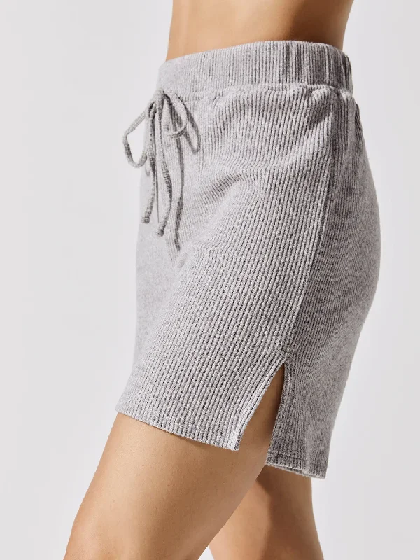 brushed-ribbed-boyfriend-short-heather-grey