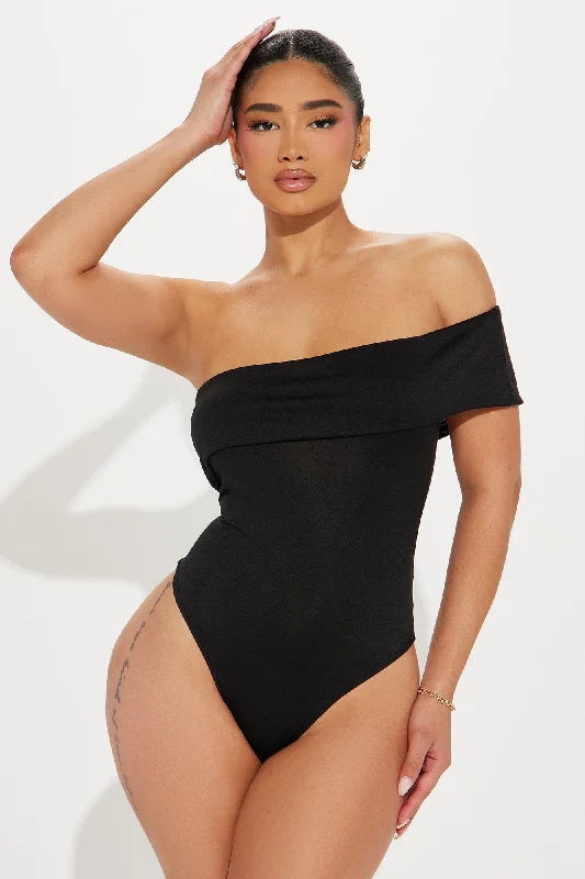 Kendall Off Shoulder Bodysuit - Black