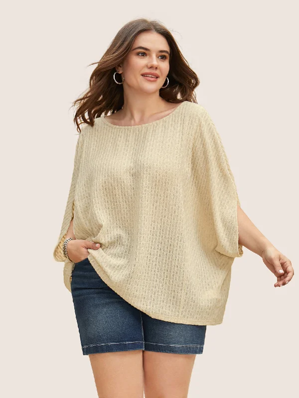 Solid Textured Crew Neck Batwing Sleeve T-shirt