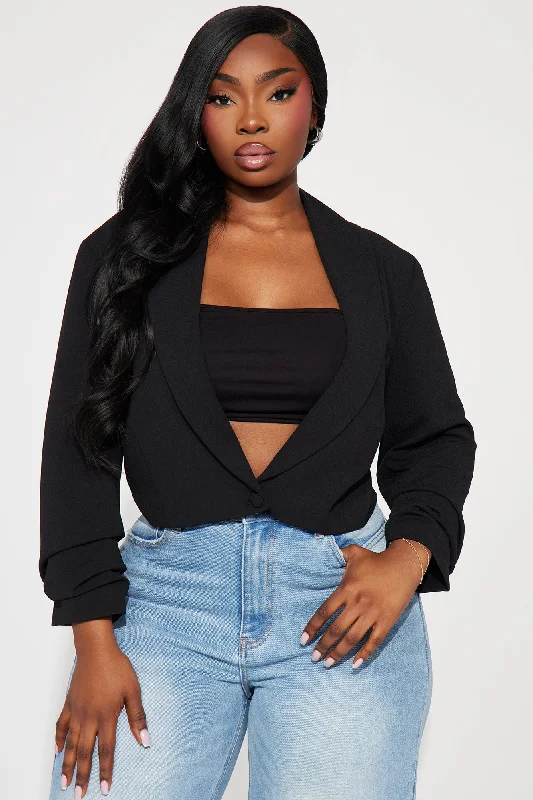 taking-care-of-business-cropped-blazer-black