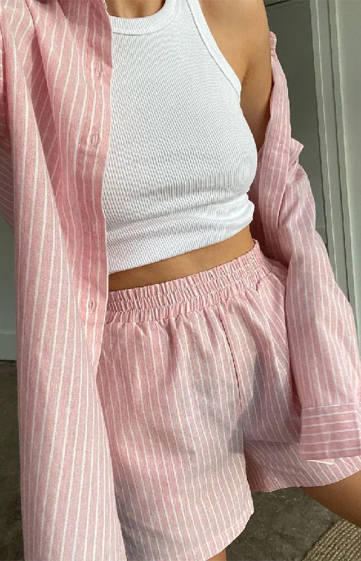 the-sarah-shorts-pink-pinstripe